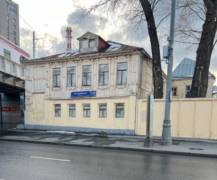 Четыре деревянных особняка XIX века в Москве признаны
