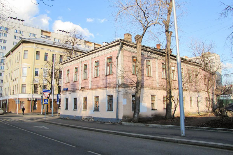 Четыре деревянных особняка XIX века в Москве признаны
