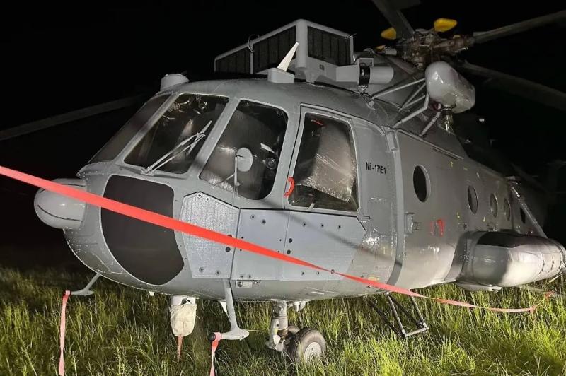 Российские вертолёты над США: Как Ми-17 без опознавательных знаков кошмарят американцев