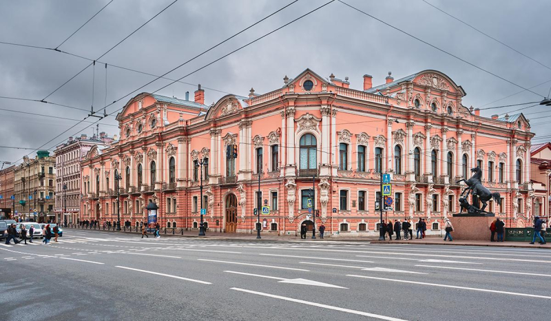 Шедевры эпохи без стиля: историзм и эклектика в архитектуре XIX века